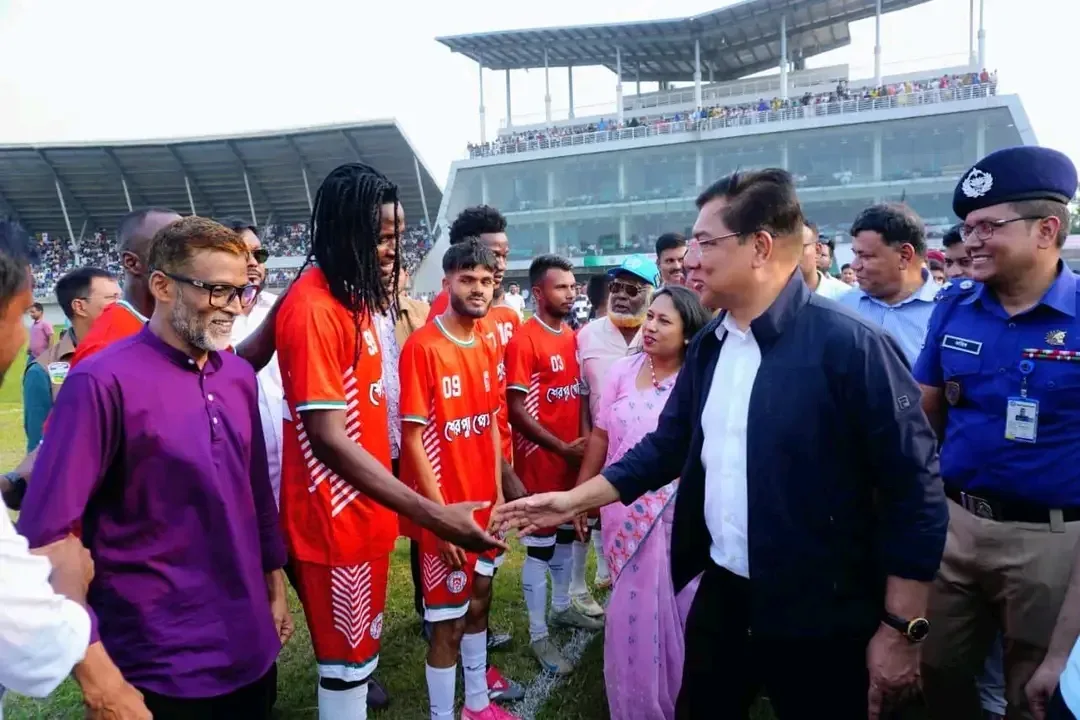 শেরপুরে জেলা প্রশাসক গোল্ডকাপ ফুটবল টুর্নামেন্টের ফাইনাল খেলা অনুষ্ঠিত!