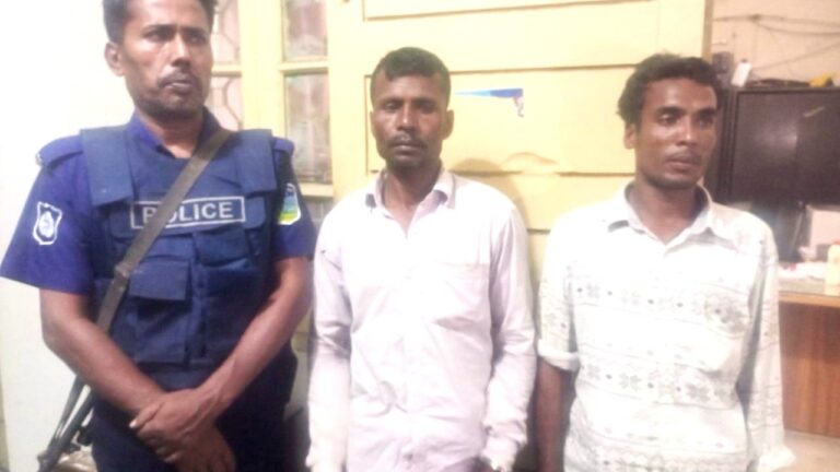 বকশীগঞ্জে নদীতে অবৈধ বাঁধ অপসারনে বাধা দেওয়ায় ২ জনের কারাদণ্ড
