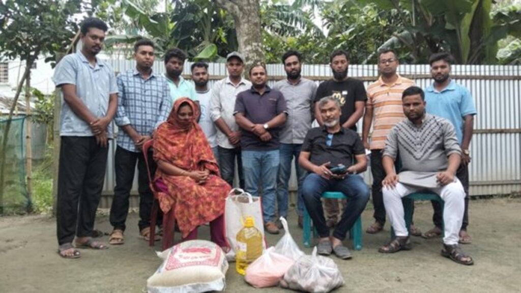 আহত ছাত্র ইমরানের পরিবারের পাশে যুবদল নেতা মোখলেছ